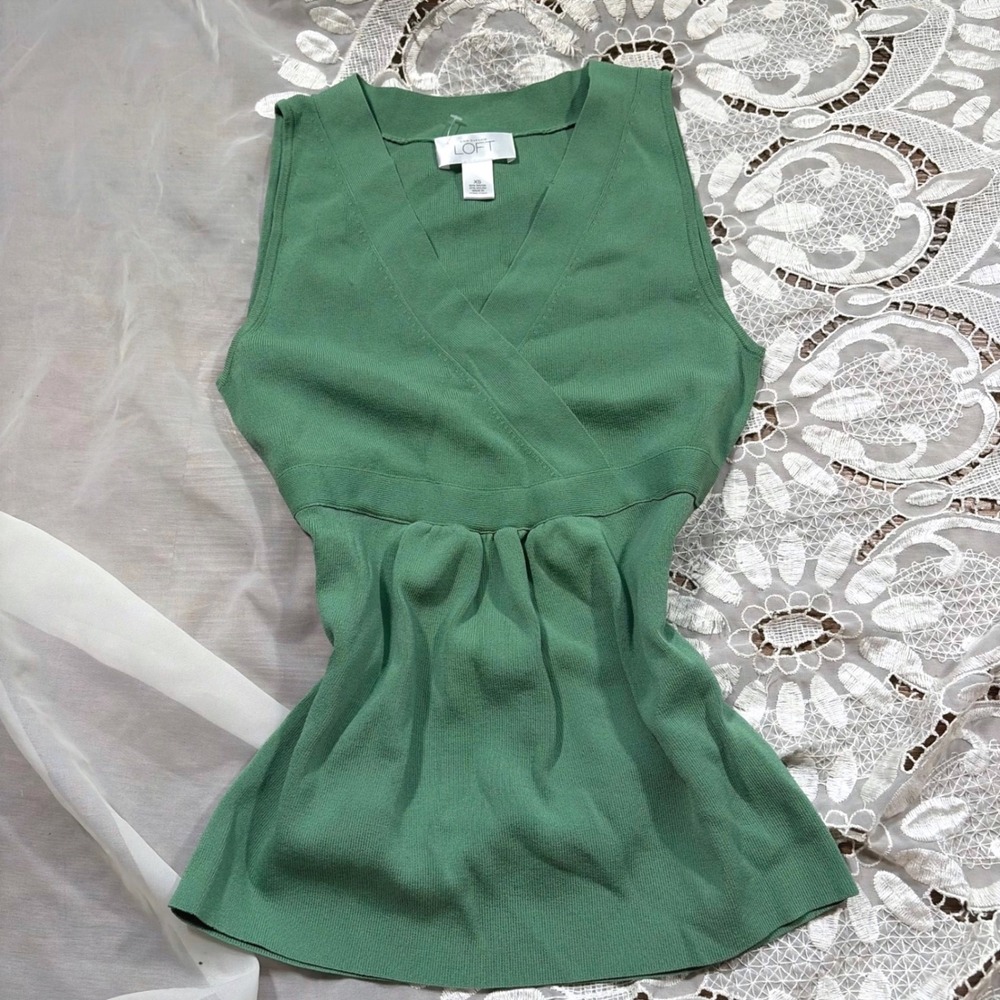 Y2K Babydoll Office Siren Green Surplice V-Neck Empire Waist Ribbed Knit Top XS